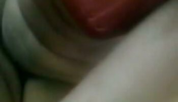 Hot moglie matura amatoriale Pinay in solitaria in webcam