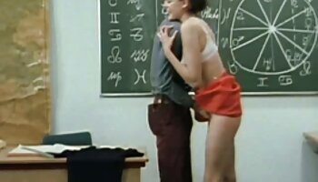 Fat Honey Winter Wolf si masturba e poi succhia il cazzo marito cornuto film porno e scopa